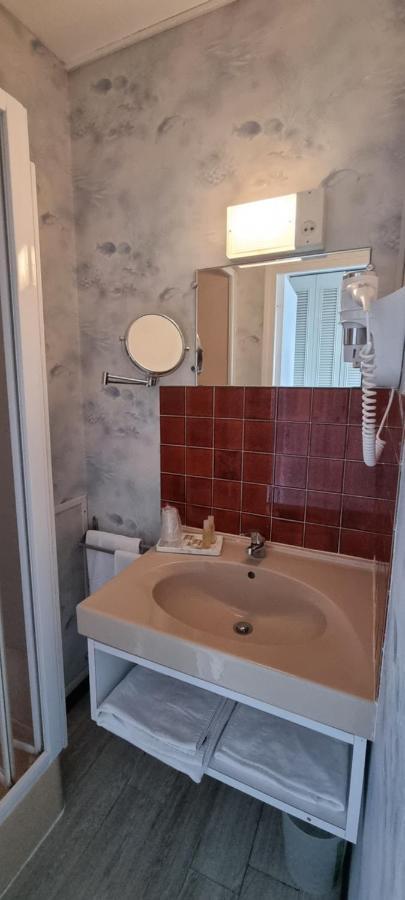 Hotel Du Haut Marais Saint-Marcel  외부 사진
